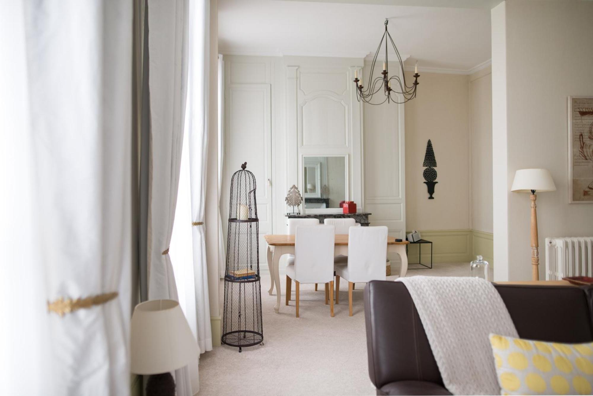 Maison Ailleurs Chartres Habitación foto